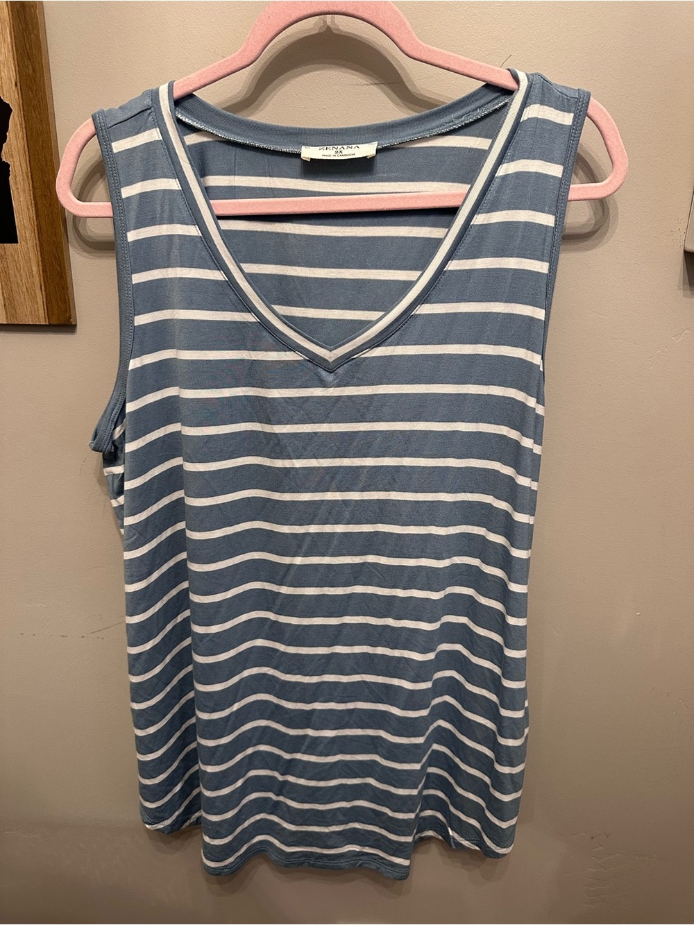 Zenana Outfitters Blue & White Striped V-Neck Tank